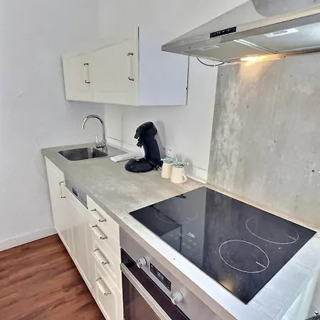 Wonderhost, Coeur De Confort * Pau